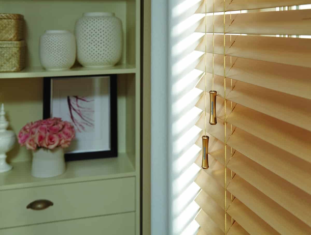 Parkland® Wood Blinds near Raleigh-Durham, North Carolina (NC) and Hunter Douglas wood and metal blinds.